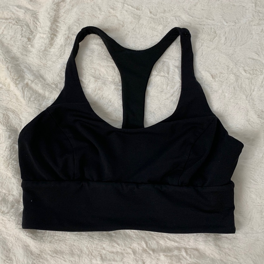 Black lululemon sports bra. Size 6
